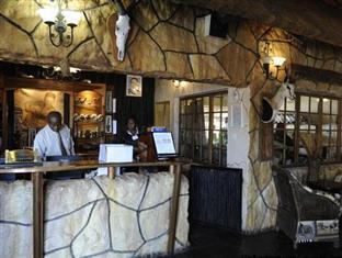 The Big Five Lodge 哈博罗内 外观 照片